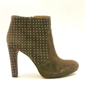 INC INTERNATIONAL CONCEPTS Beree ankle boot in Warm Gray Suede Size 9M